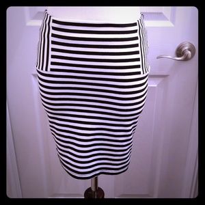 Black and white striped pencil skirt